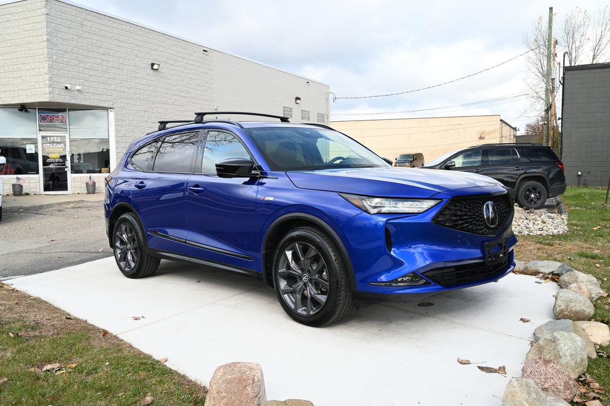 Used 2023 Acura MDX A-Spec image 3