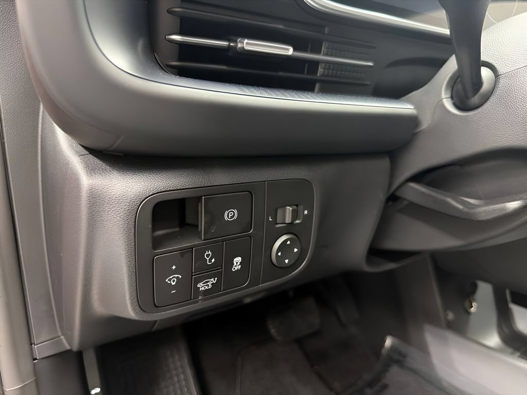 New 2025 Hyundai Ioniq 6 SE RWD image 11