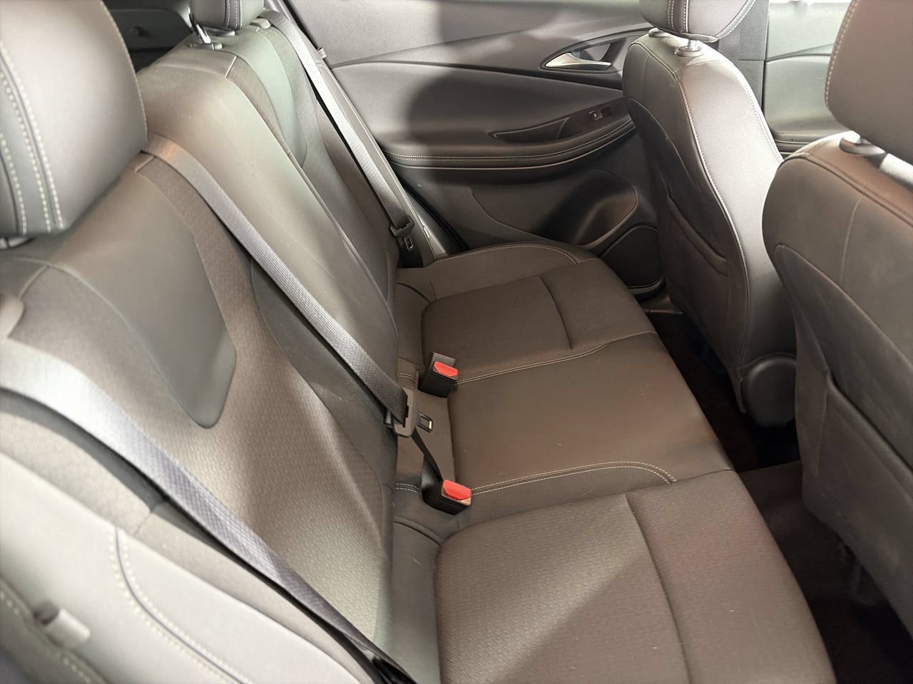 Used 2025 Buick Encore GX Preferred AWD/4WD image 24