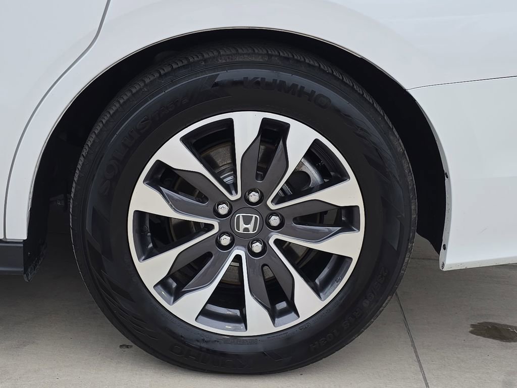 Used 2024 Honda Odyssey EX-L image 38