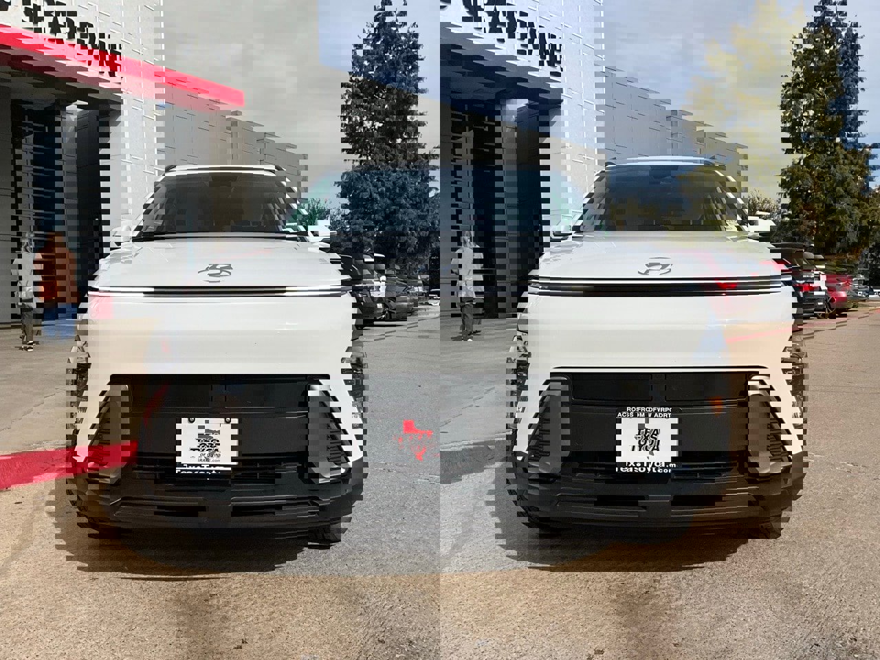 Used 2025 Hyundai Kona SEL image 4