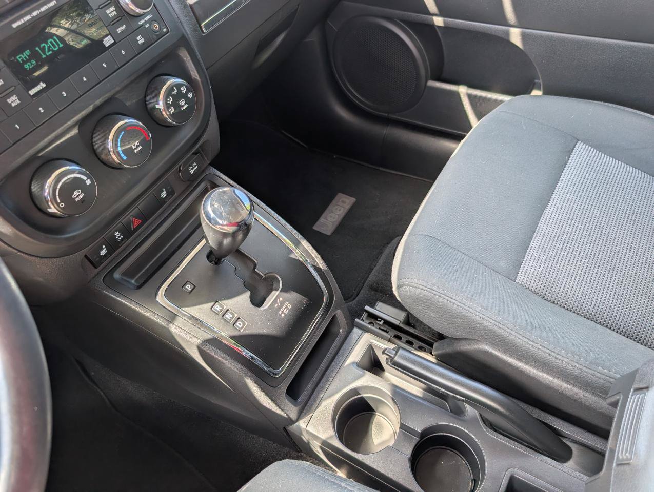 Used 2011 Jeep Patriot Latitude FWD image 22