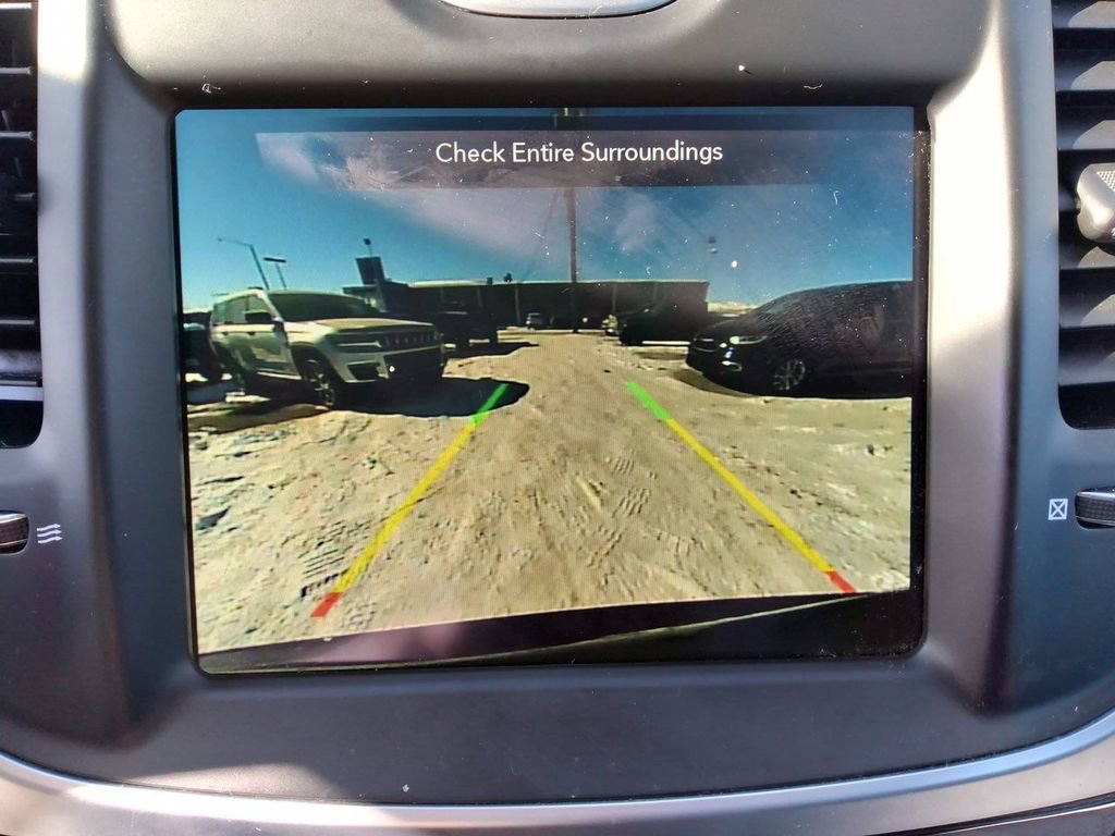 Certified 2022 Chrysler 300 Touring L w/ Comfort Group image 16