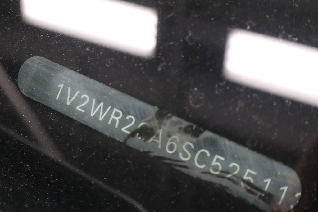 Used 2025 Volkswagen Atlas SE FWD image 33