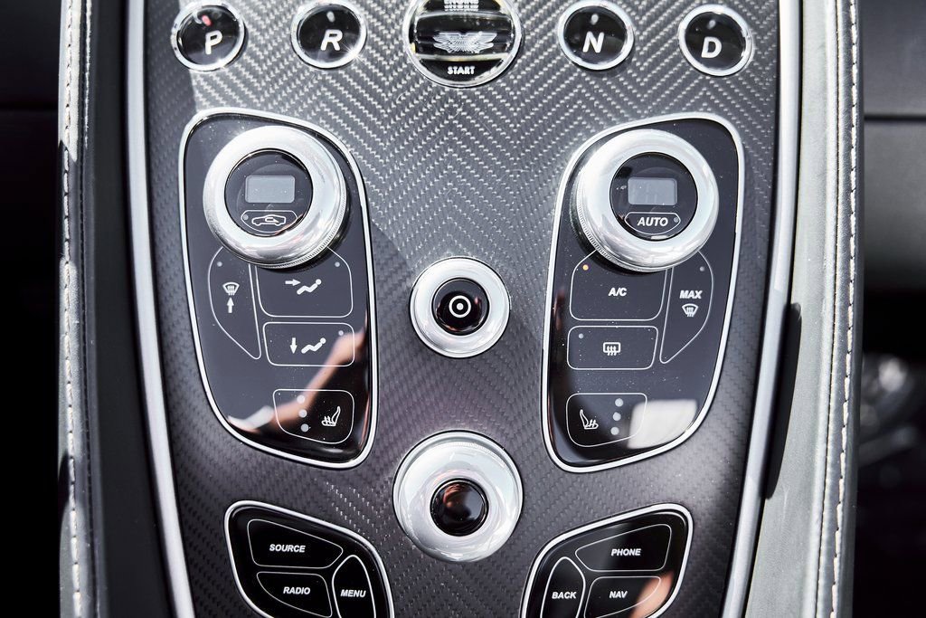 Used 2017 Aston Martin Vanquish S image 66