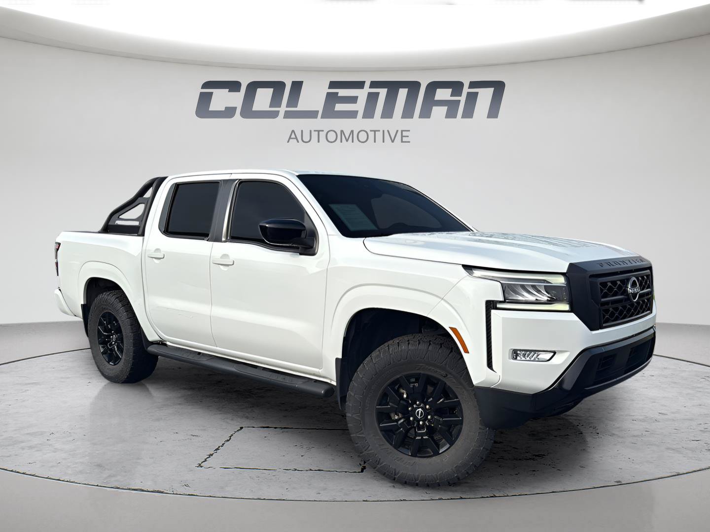Used 2023 Nissan Frontier SV w/ Midnight Edition Package AWD/4WD image 12