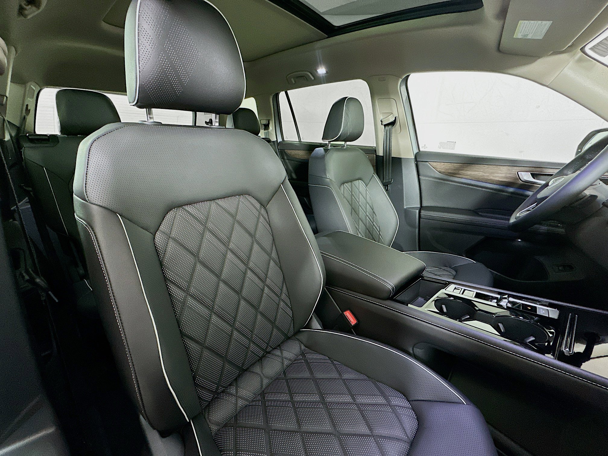 New 2026 Volkswagen Atlas SEL Premium R-Line image 30