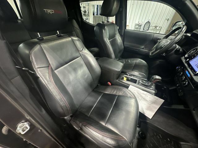 Used 2021 Toyota Tacoma TRD Pro AWD/4WD image 32