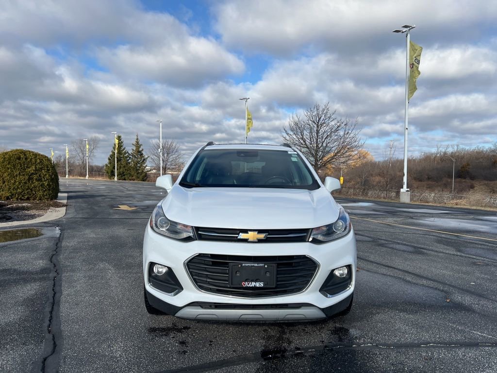 Used 2020 Chevrolet Trax Premier image 2