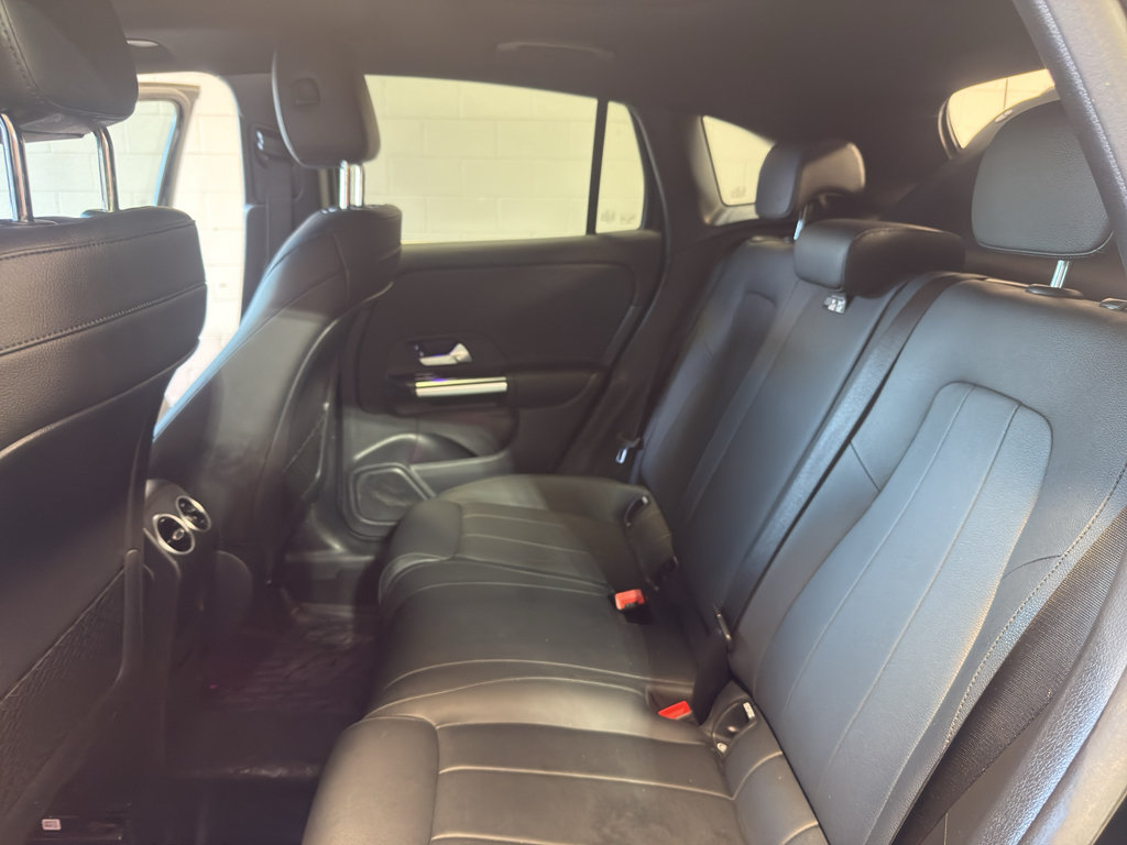 Used 2021 Mercedes-Benz GLA 250 w/ Premium Package image 28