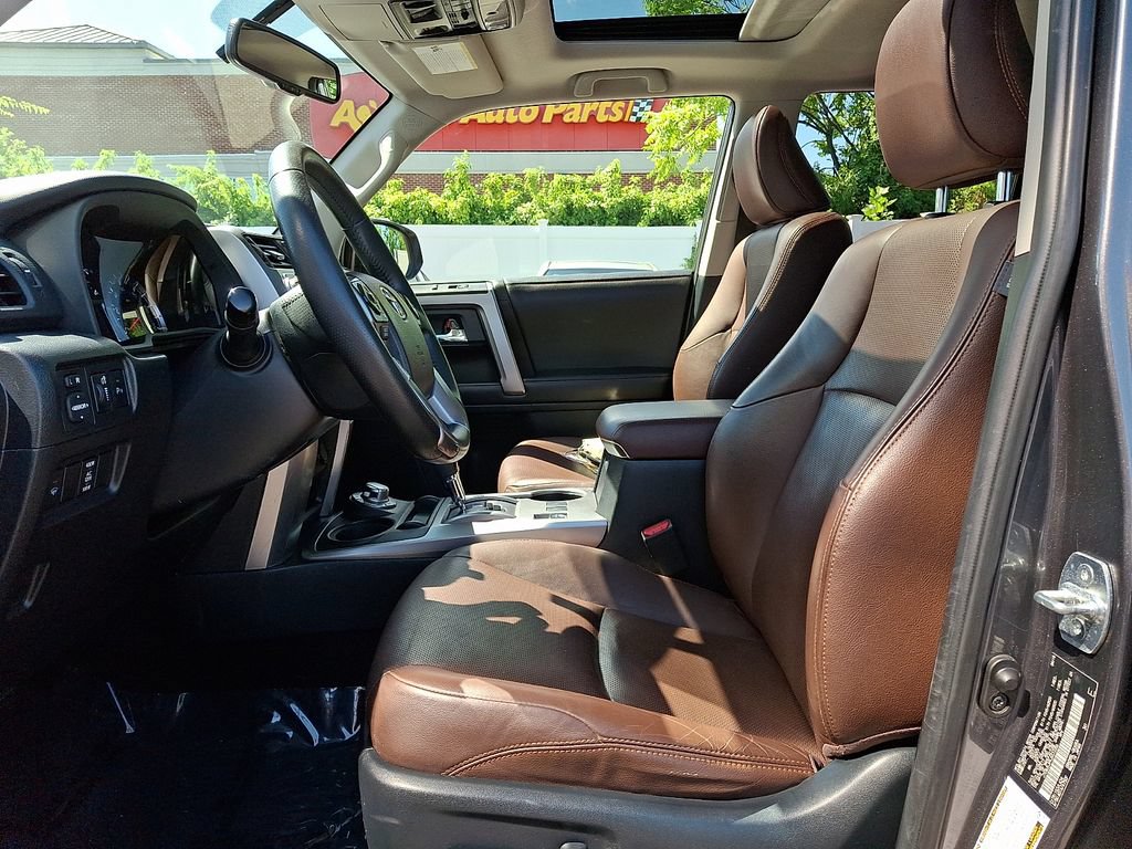 Used 2018 Toyota 4Runner Limited AWD/4WD image 14