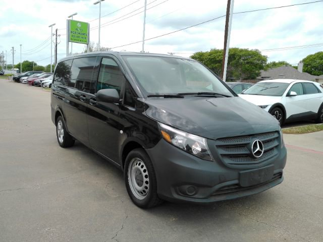 Used 2019 Mercedes-Benz Metris Passenger image 4