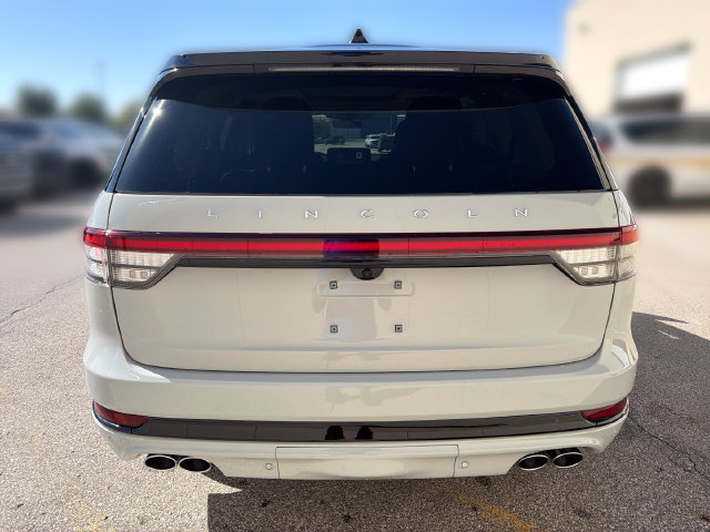 New 2027 Lincoln Aviator Reserve AWD/4WD image 7
