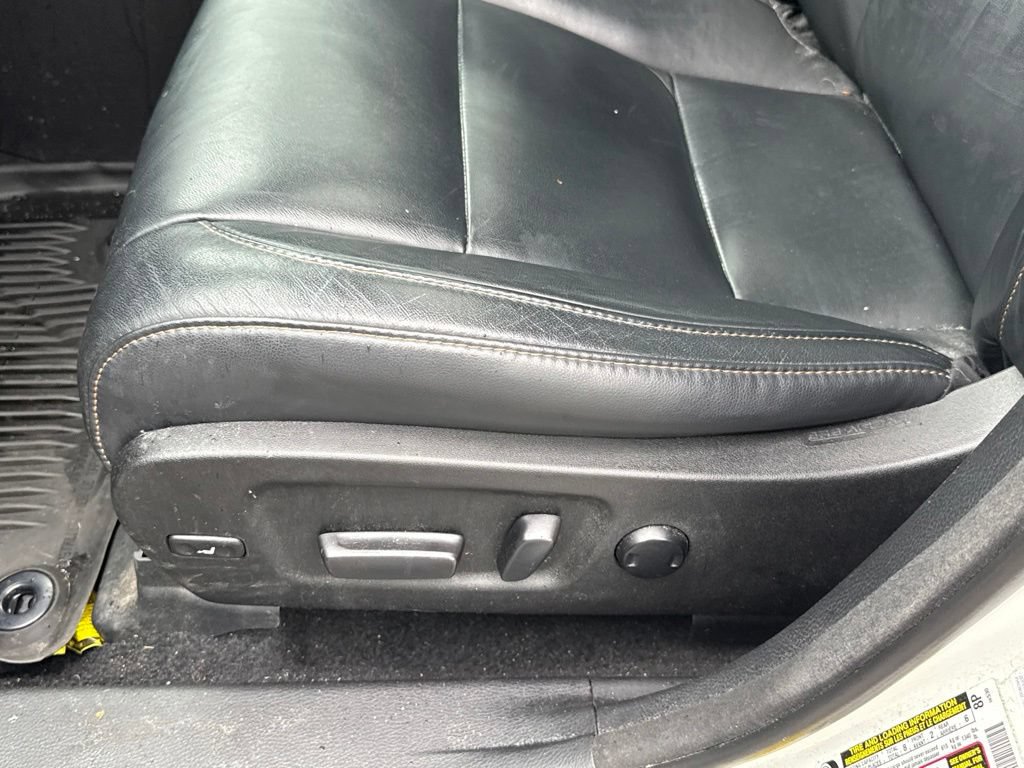 Used 2018 Toyota Highlander XLE AWD/4WD image 13