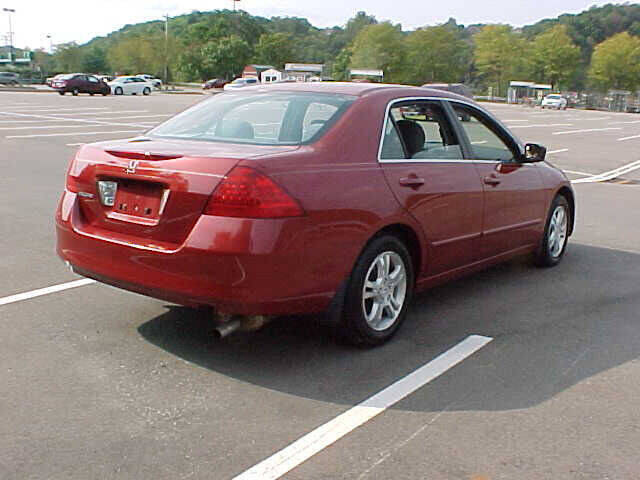 Used 2007 Honda Accord SE image 5