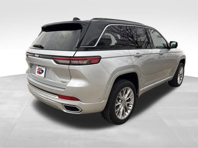 Used 2024 Jeep Grand Cherokee Summit image 7