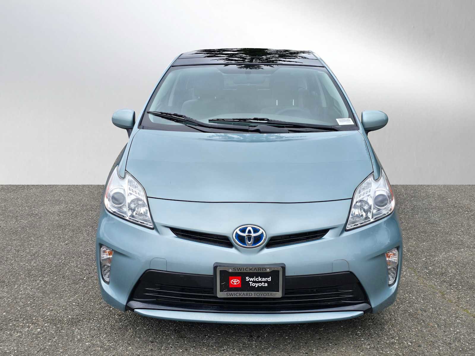 Used 2013 Toyota Prius Three w/ Solar Roof Pkg FWD image 8