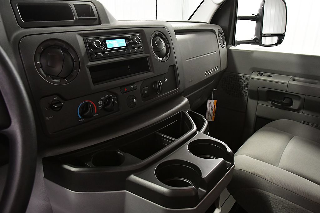 Used 2024 Ford E-450 and Econoline 450 Super Duty w/ Driver's Safety Package RWD image 16