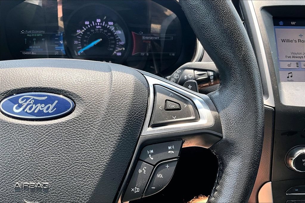 Used 2019 Ford Edge SEL w/ Equipment Group 201A AWD/4WD image 18