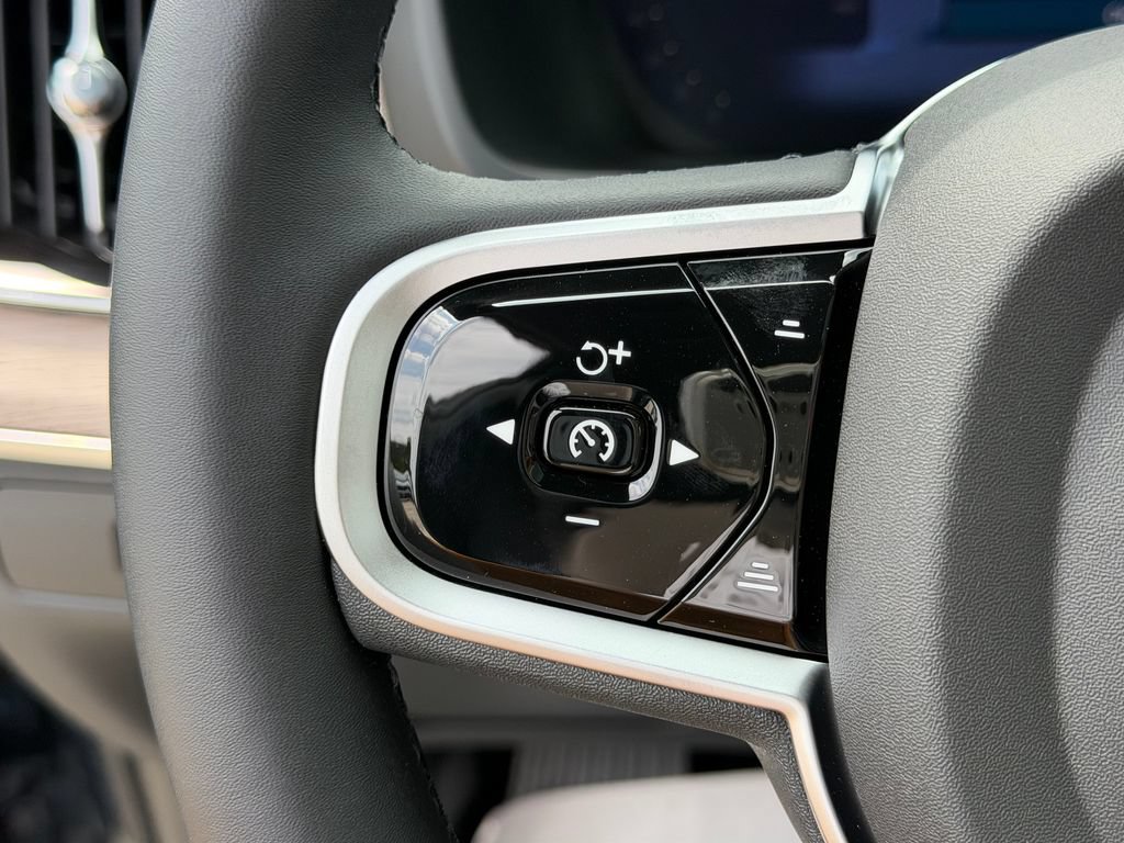 New 2026 Volvo XC90 B6 Ultra w/ Protection Package Premier AWD/4WD image 20