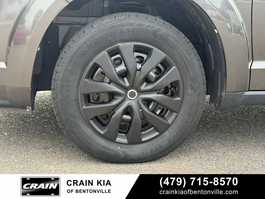 Used 2015 Dodge Journey American Value Package w/ Flexible Seating Group FWD image 35