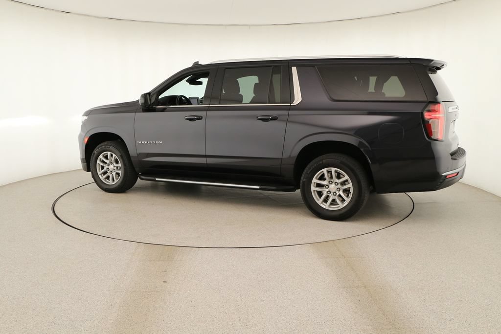 Used 2024 Chevrolet Suburban LS AWD/4WD image 3