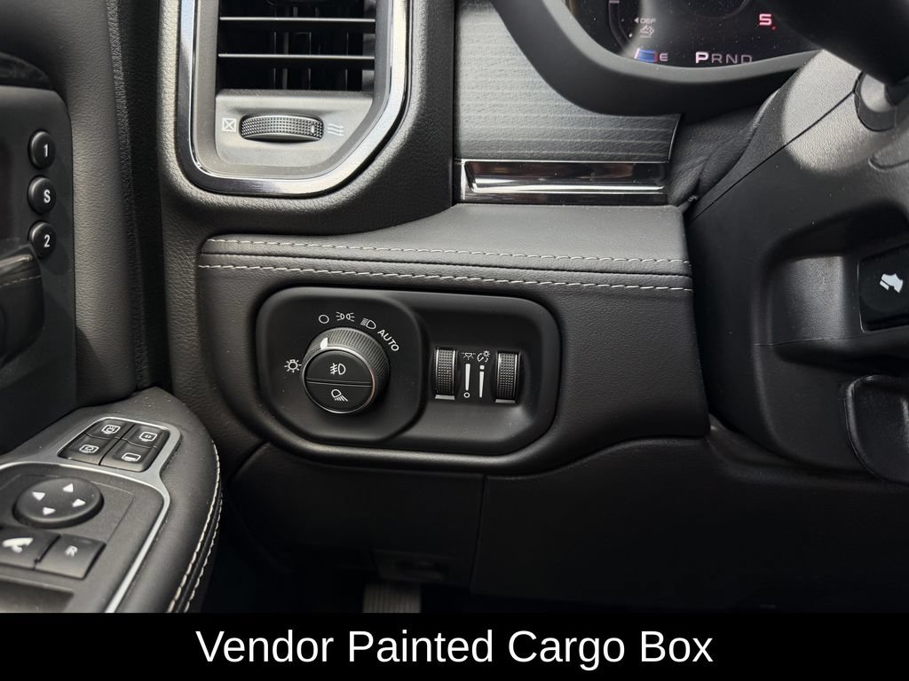 Used 2024 RAM 2500 Limited AWD/4WD image 29