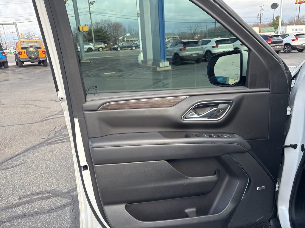 Used 2021 Chevrolet Tahoe LT w/ Rear Media and Nav Package image 15