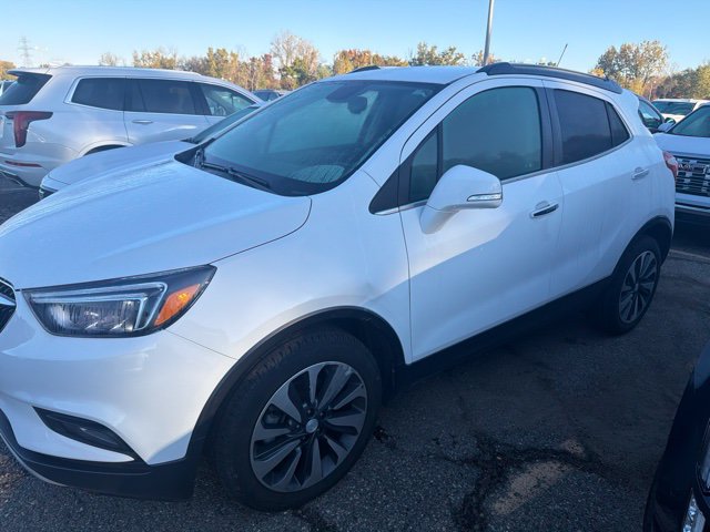 Certified 2019 Buick Encore Essence FWD image 2