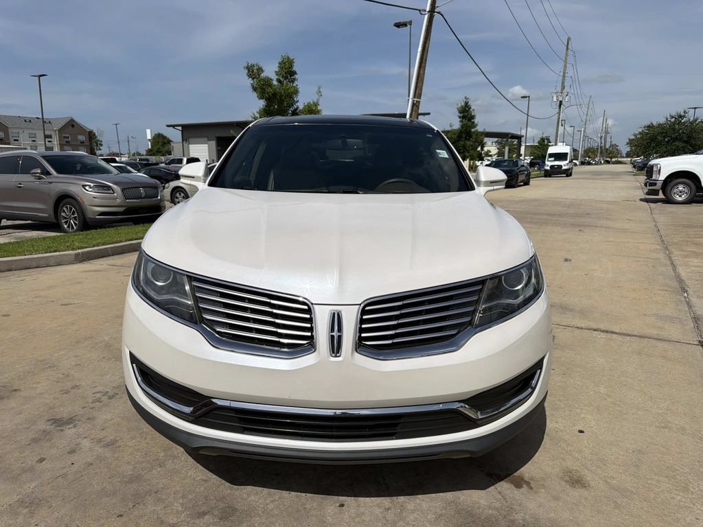 Used 2018 Lincoln MKX Reserve FWD image 2