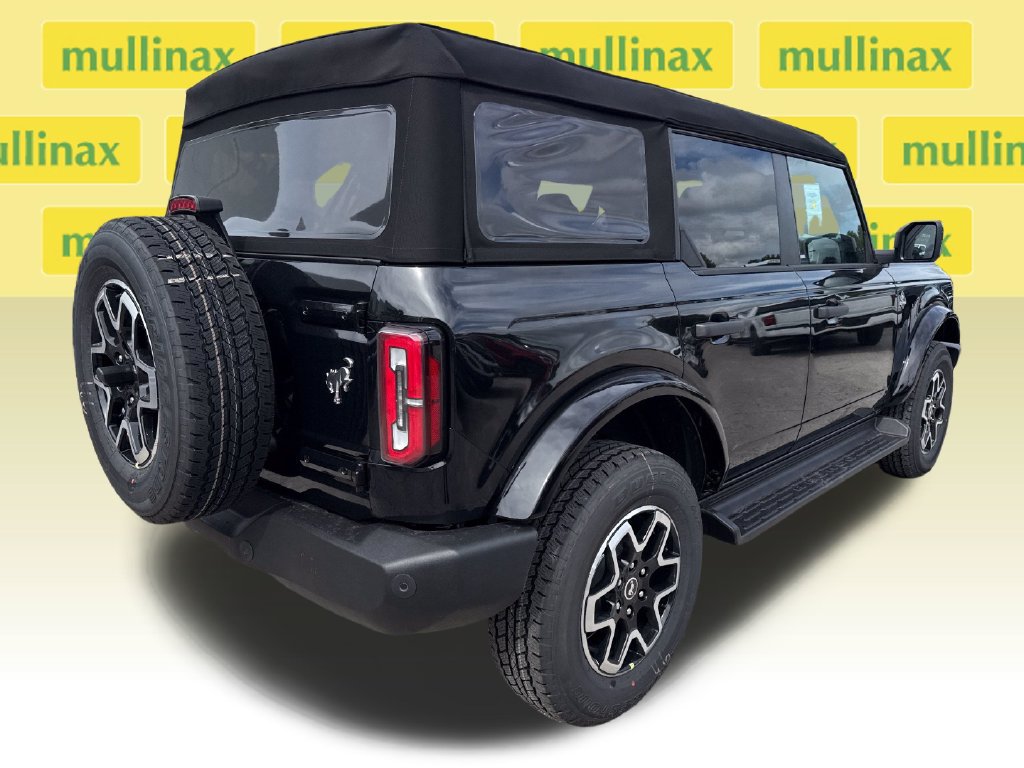 New 2026 Ford Bronco Outer Banks AWD/4WD image 15