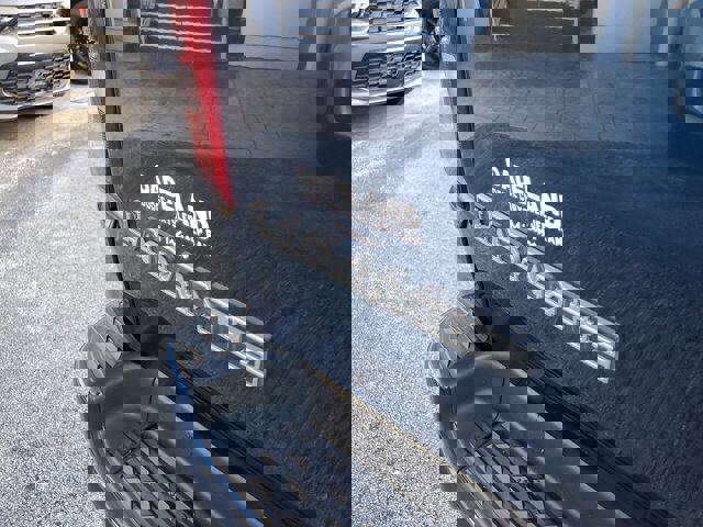 Used 2023 RAM 1500 Laramie image 11