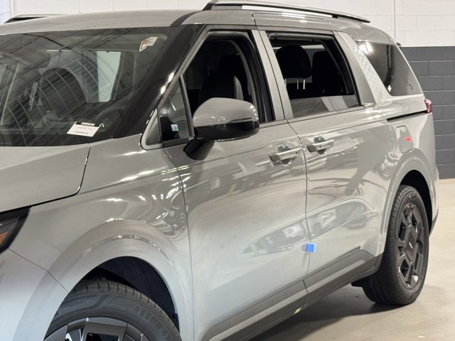 New 2026 Kia Carnival EX image 33