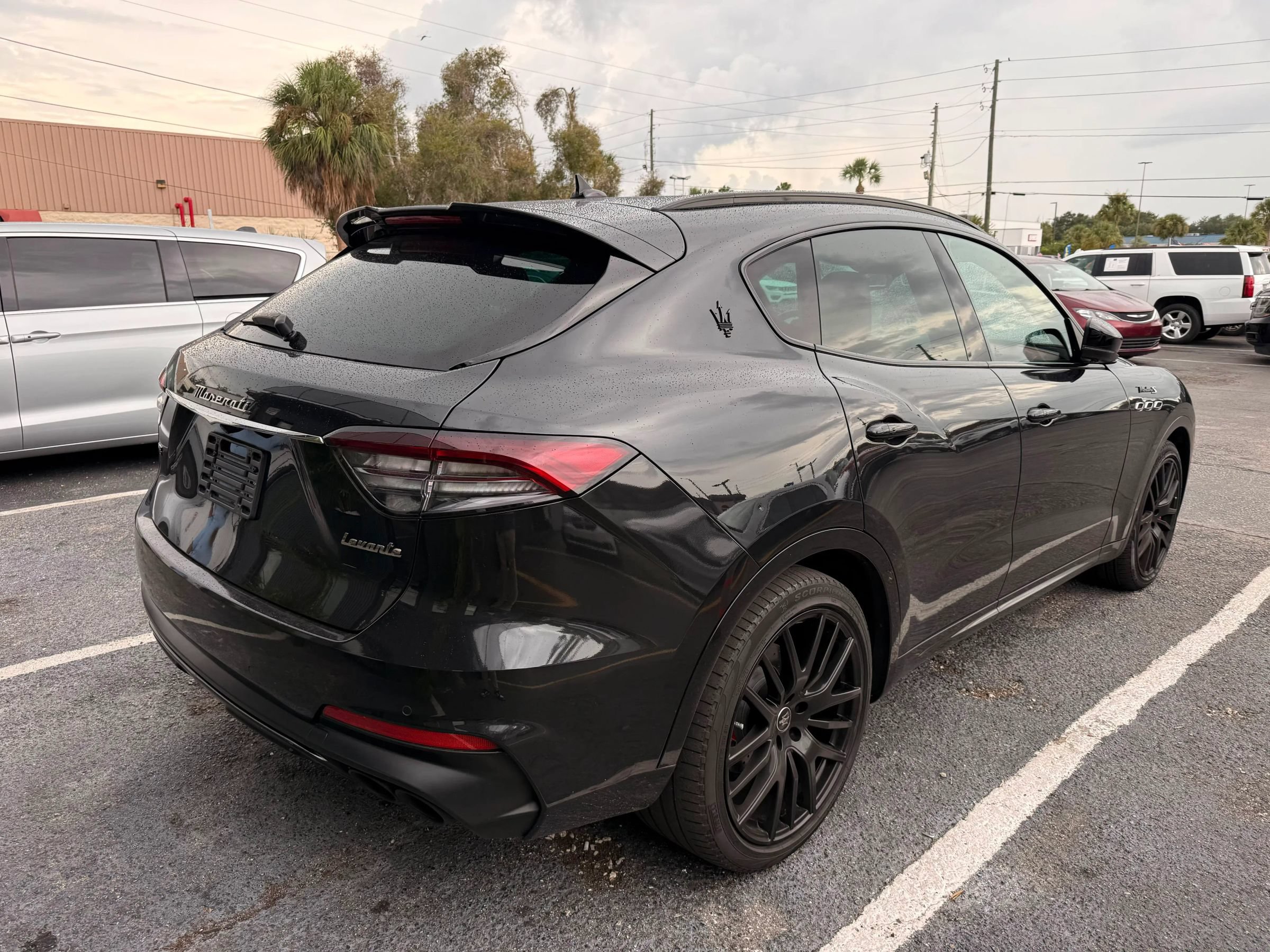 Used 2022 Maserati Levante Modena S AWD/4WD image 5
