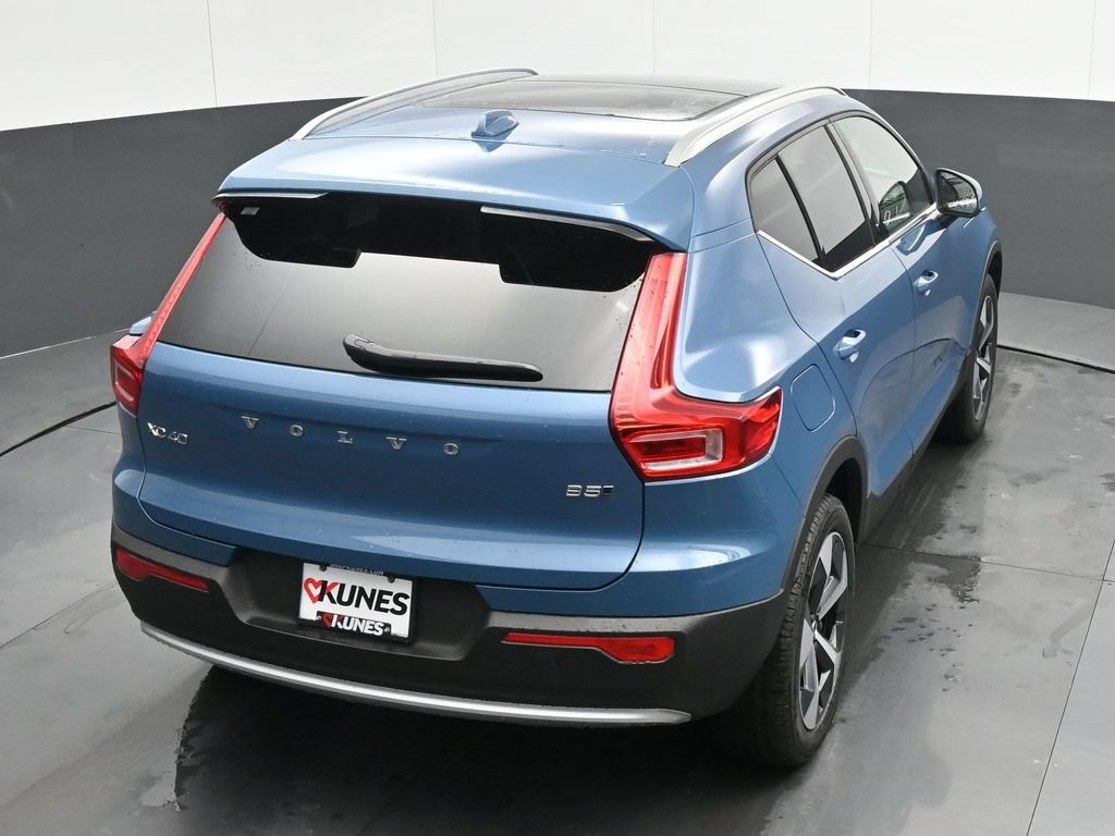 New 2025 Volvo XC40 B5 Core w/ Climate Package AWD/4WD image 31
