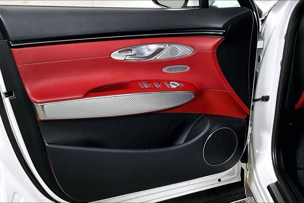 Used 2022 Genesis GV70 3.5T Sport image 23