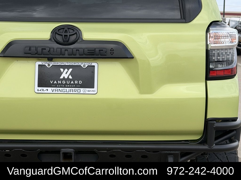 Used 2023 Toyota 4Runner TRD Off-Road Premium w/ Off Road Premium Plus Package AWD/4WD image 9