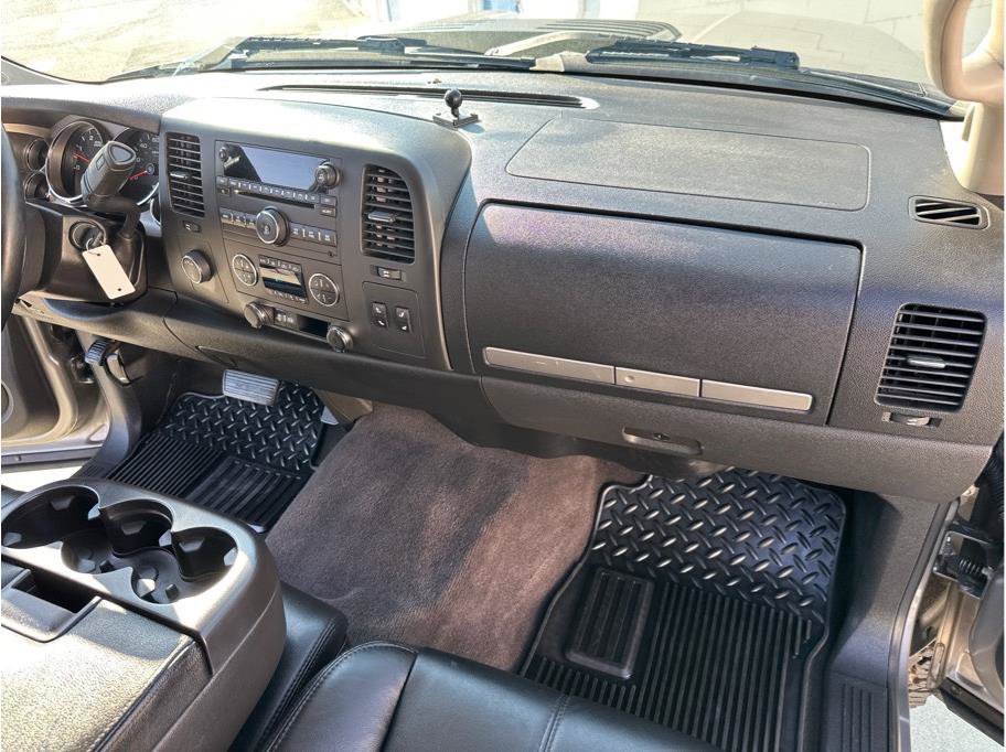 Used 2013 GMC Sierra 2500 SLE w/ SLE Preferred Package AWD/4WD image 33