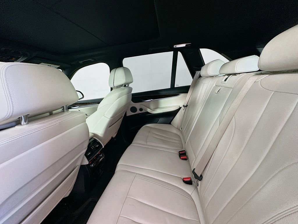 Used 2018 BMW X5 xDrive35i w/ Driving Assistance Package AWD/4WD image 26