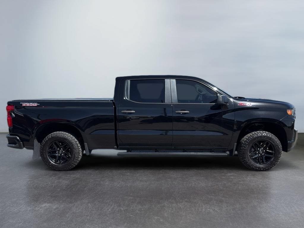 Used 2021 Chevrolet Silverado 1500 Custom Trail Boss w/ Midnight Edition AWD/4WD image 6
