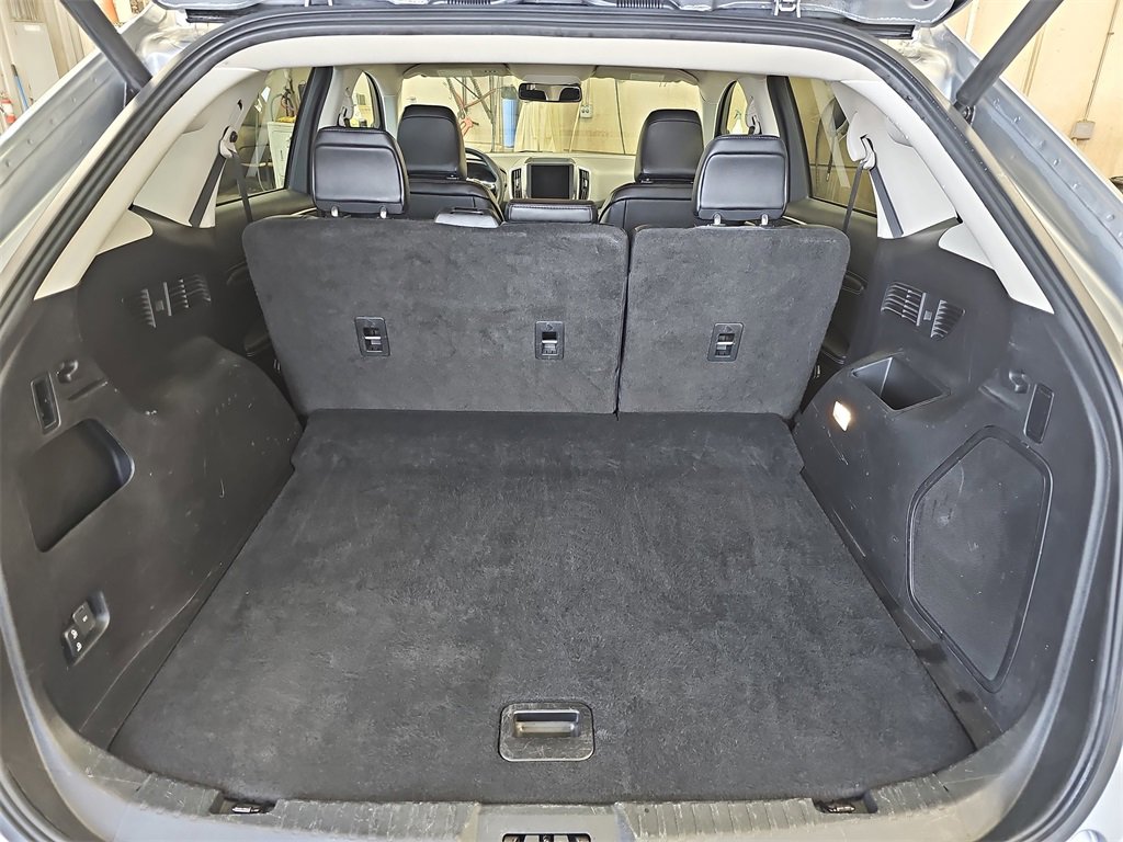 Used 2024 Ford Edge Titanium image 12