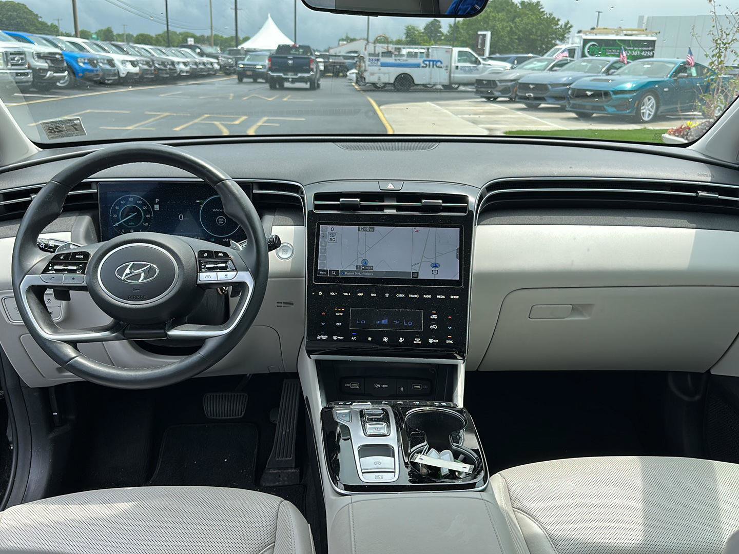 Used 2023 Hyundai Tucson Limited AWD/4WD image 14