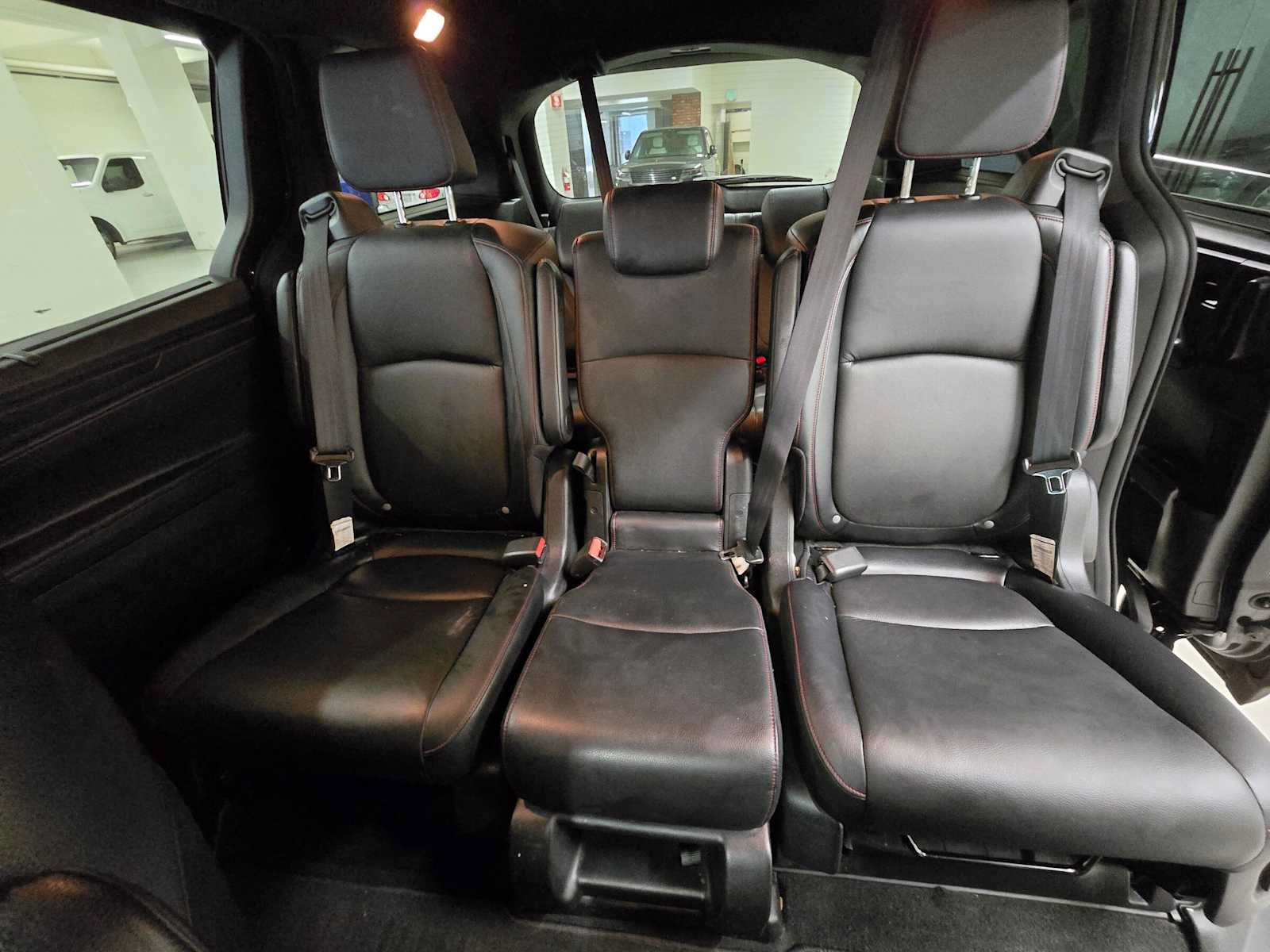 Used 2023 Honda Odyssey Sport image 16