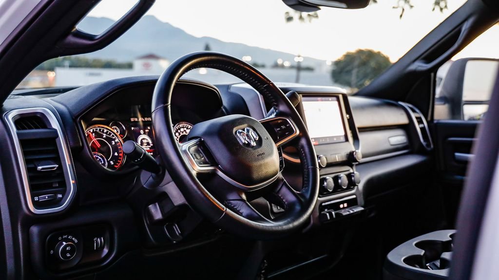 Used 2024 RAM 3500 Big Horn image 23