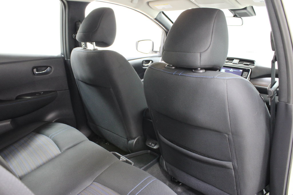 Used 2025 Nissan Leaf S FWD image 19