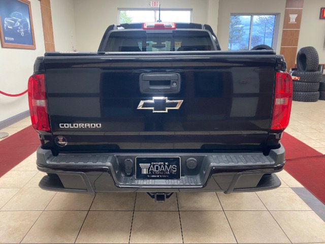 Used 2016 Chevrolet Colorado Z71 w/ Z71 Midnight Edition image 6