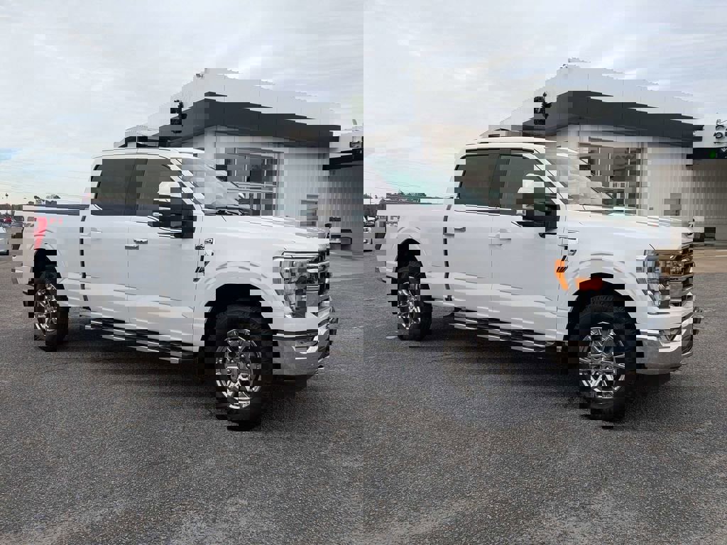 Used 2022 Ford F150 Lariat image 3