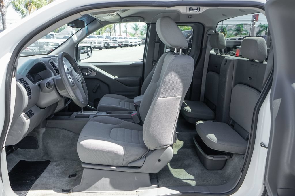 Used 2018 Nissan Frontier S RWD image 17