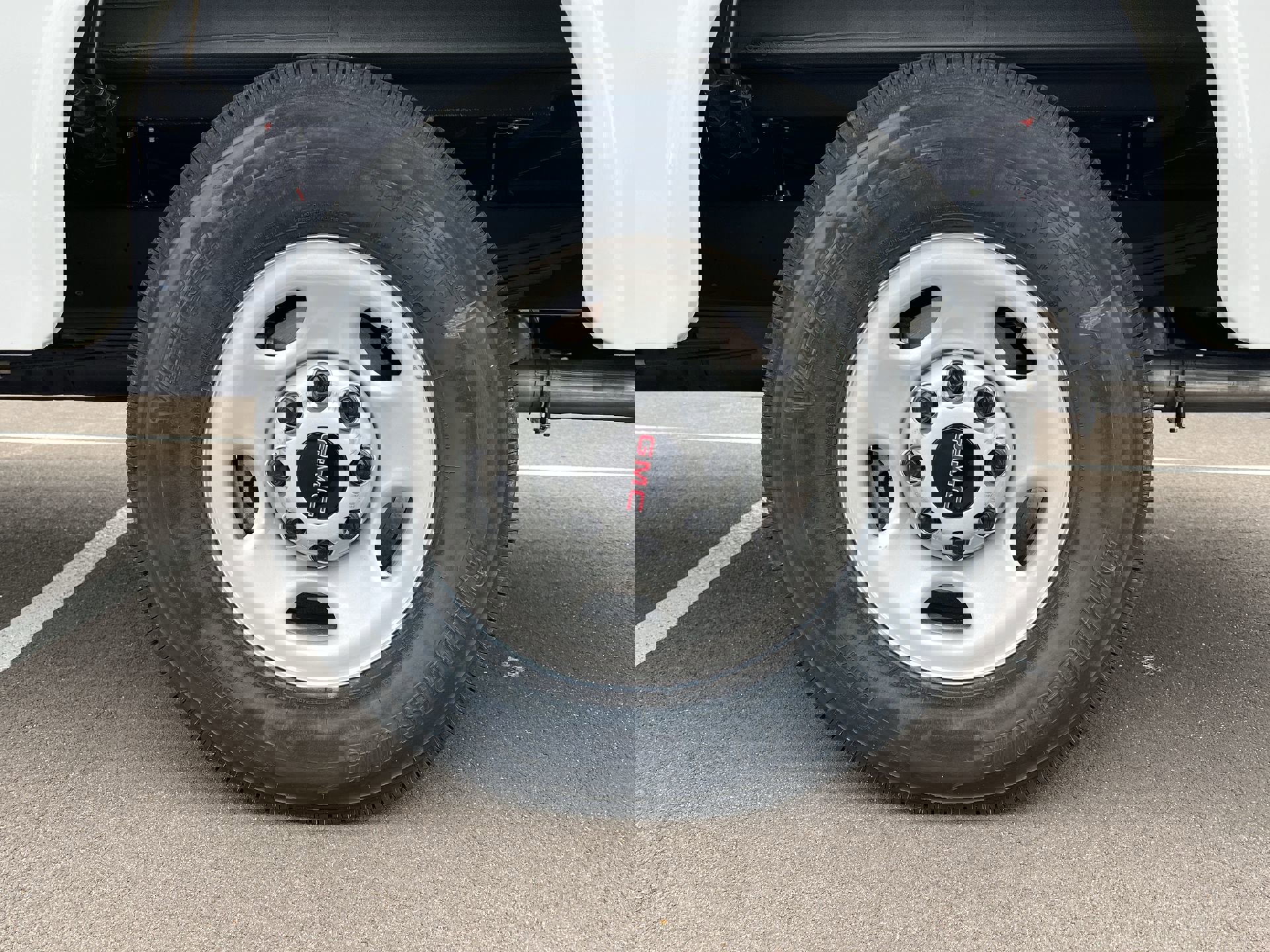 New 2025 GMC Savana 3500 w/ Power Convenience Package image 62