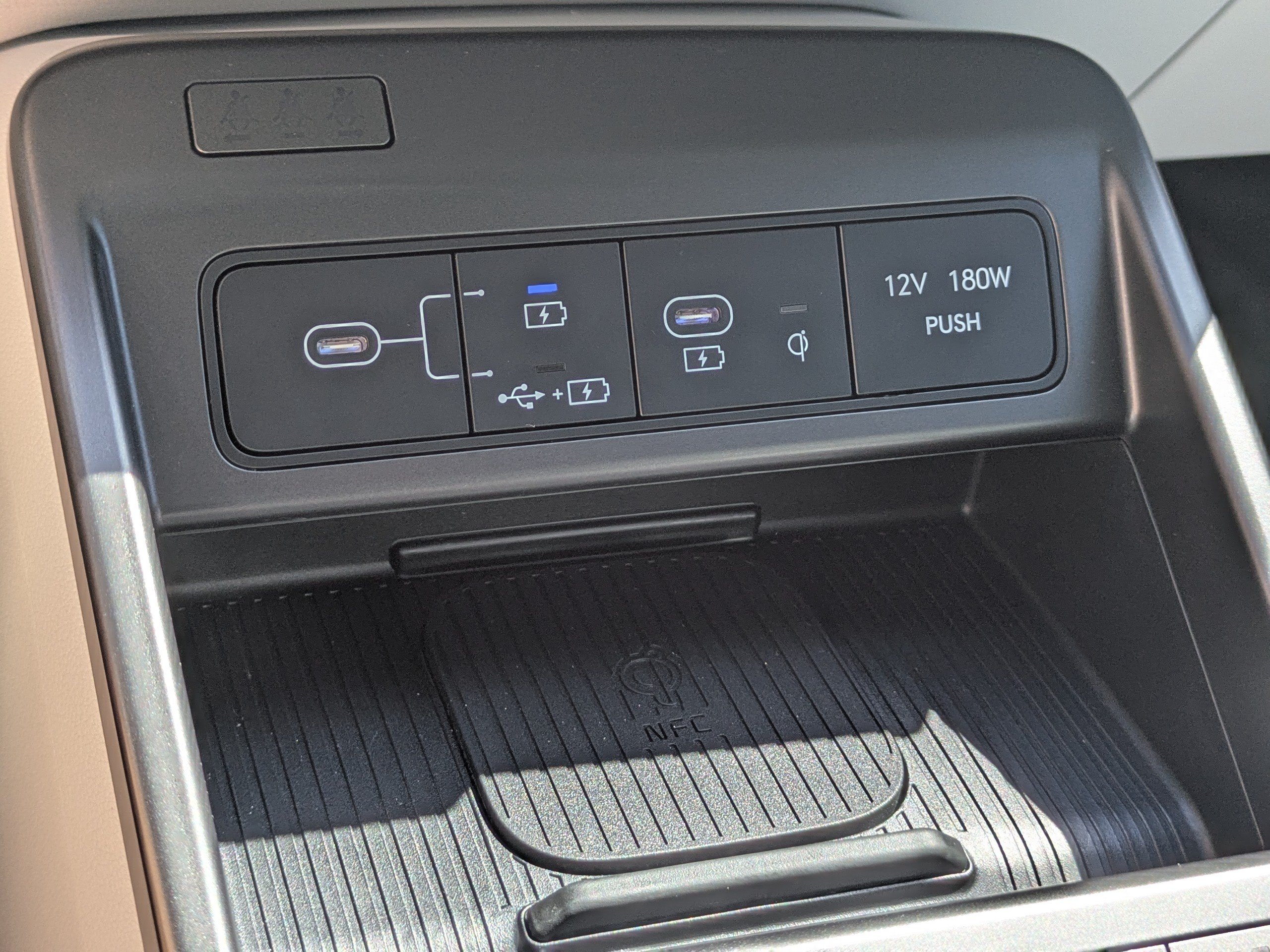 Used 2025 Hyundai Kona SEL FWD image 23